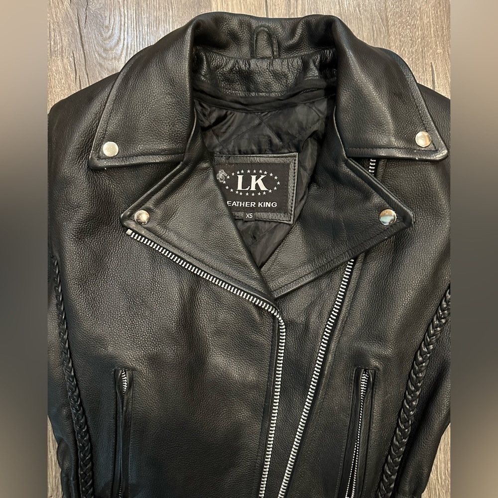 Leather King Sz XS Biker Style Braided Light Quilted Riding Leather Jacket Nice